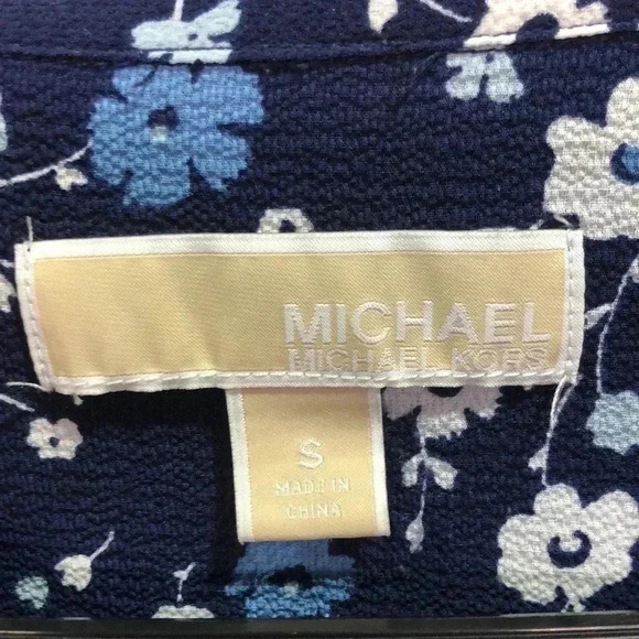 Michael Kors V-neck,zipper detail chest pockets,,long adjustable sleeve,floral - Picture 7 of 11
